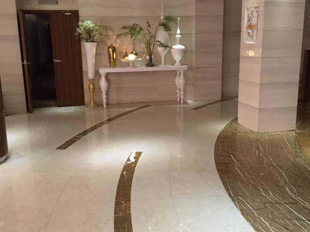 和颐鑫地饭店 主图