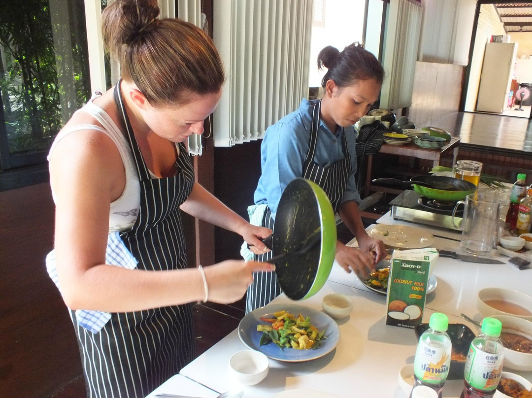 查汶微笑泰餐烹饪课-查汶海滩必去景点
