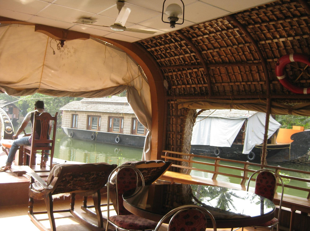 Ayodhya house boat景点图片