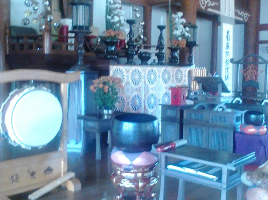 Templo Budista Jodoshu Nippakuji de Maringa-Maringa必去景点