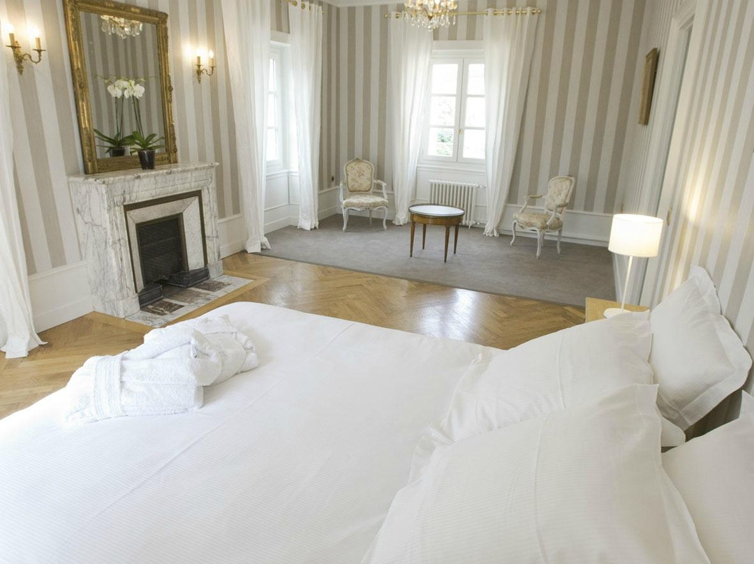 Lantignie酒店住宿-贝尔维城堡