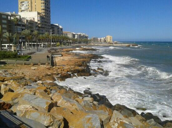 Dique de Levante Breakwater景点图片