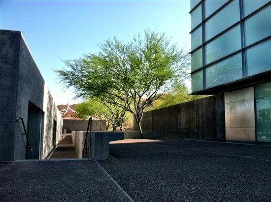 凤凰城第一神召会-凤凰城必去景点