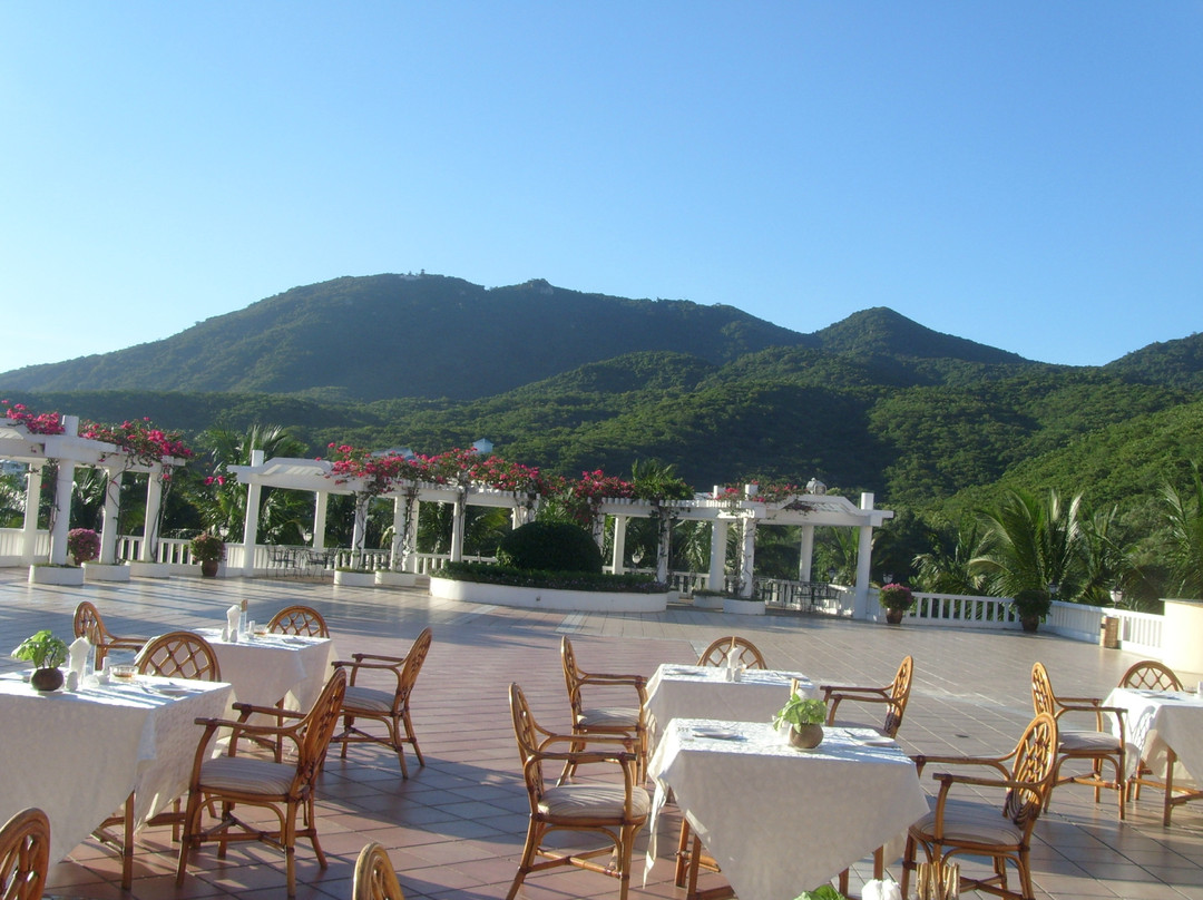 三亚亚龙湾金棕榈度假酒店主图