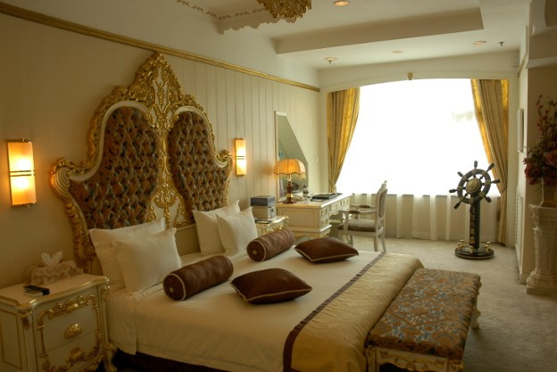 乌鲁木齐吐哈石油大厦主图