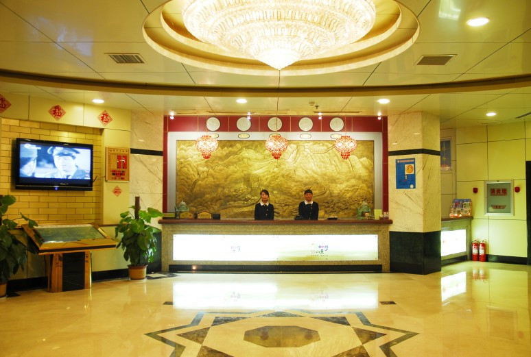 寰宇大酒店主图