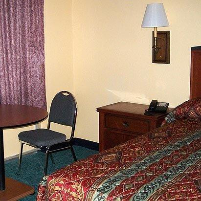 Regency Inn Forrest City主图