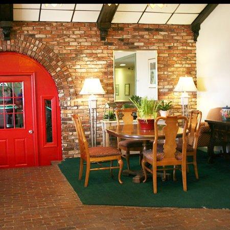 Quail Run Lodge-官方