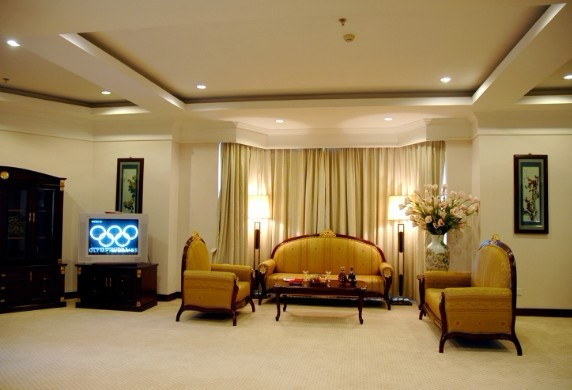 古阳国际大酒店主图