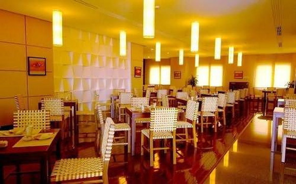 海口天佑大酒店（西海岸假日海滩）主图