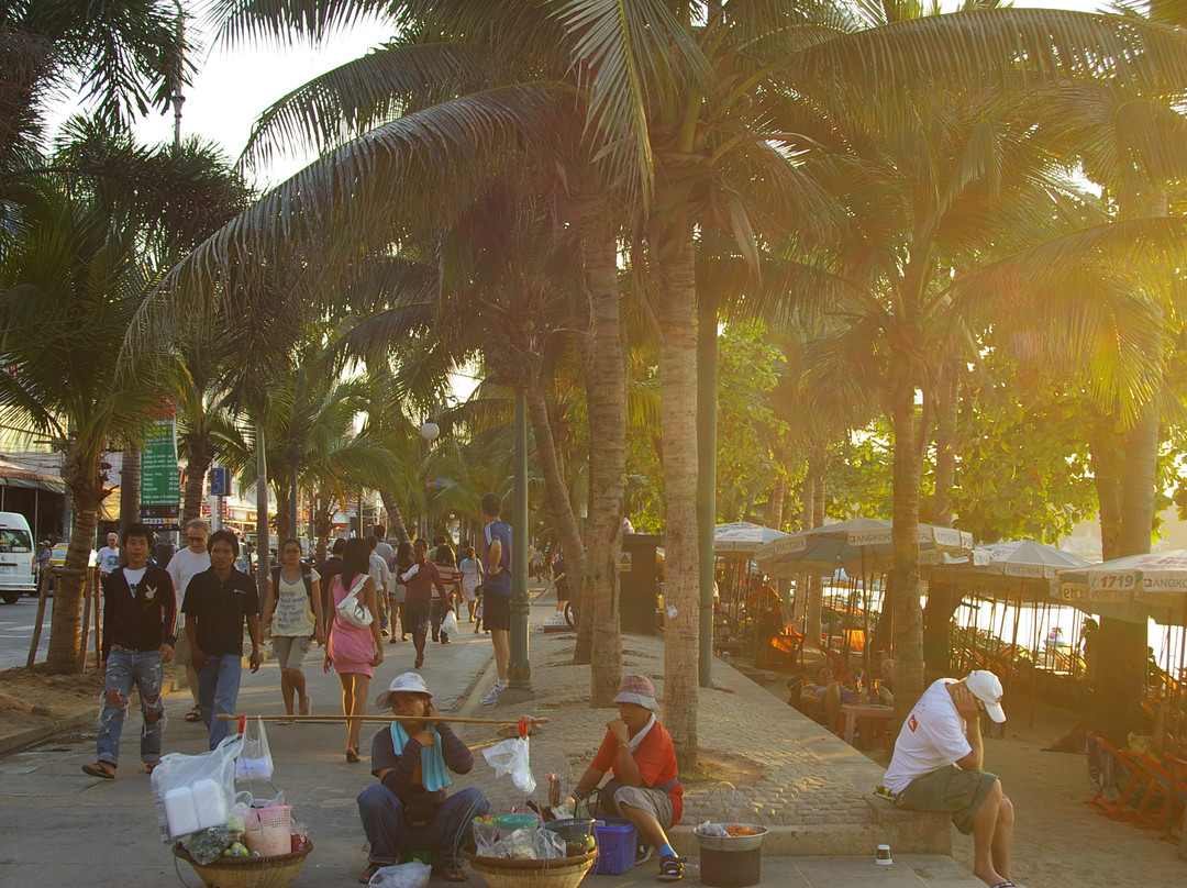 芭堤雅海滩-芭堤雅必去景点