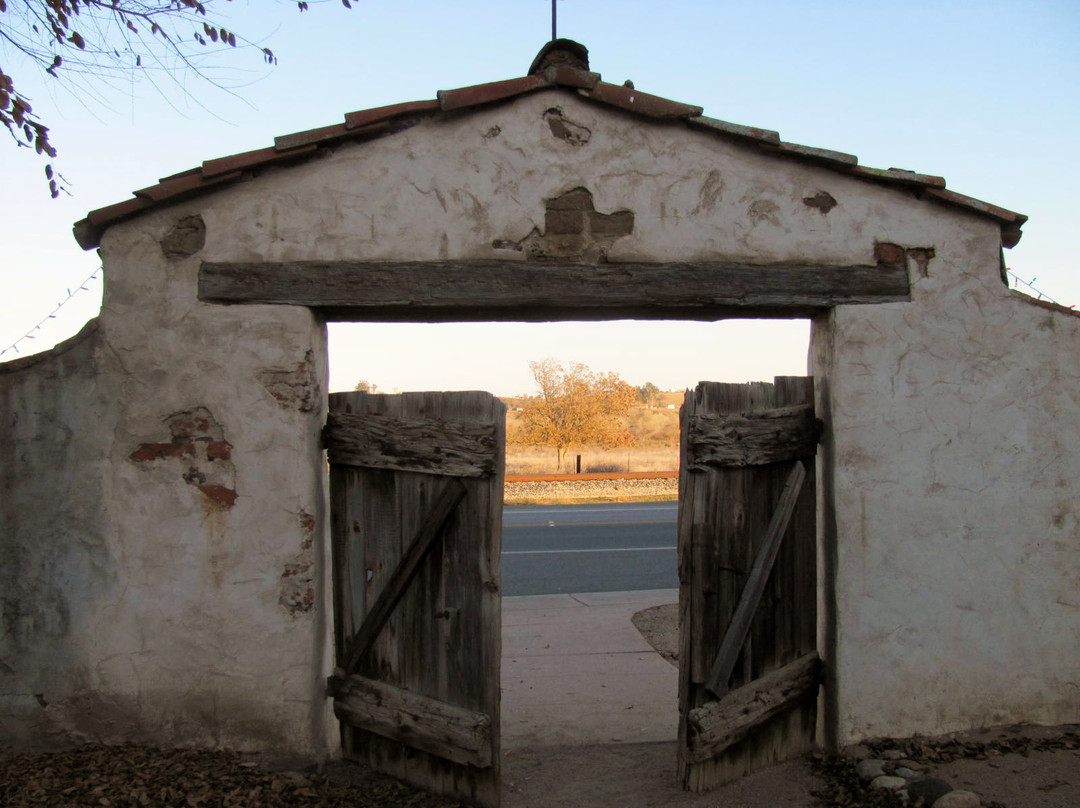 Mission San Miguel Arcangel景点图片