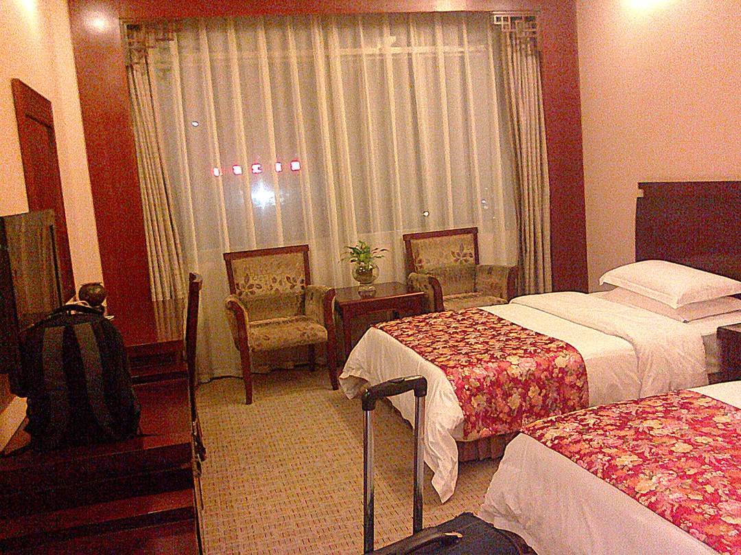 国宇大酒店主图