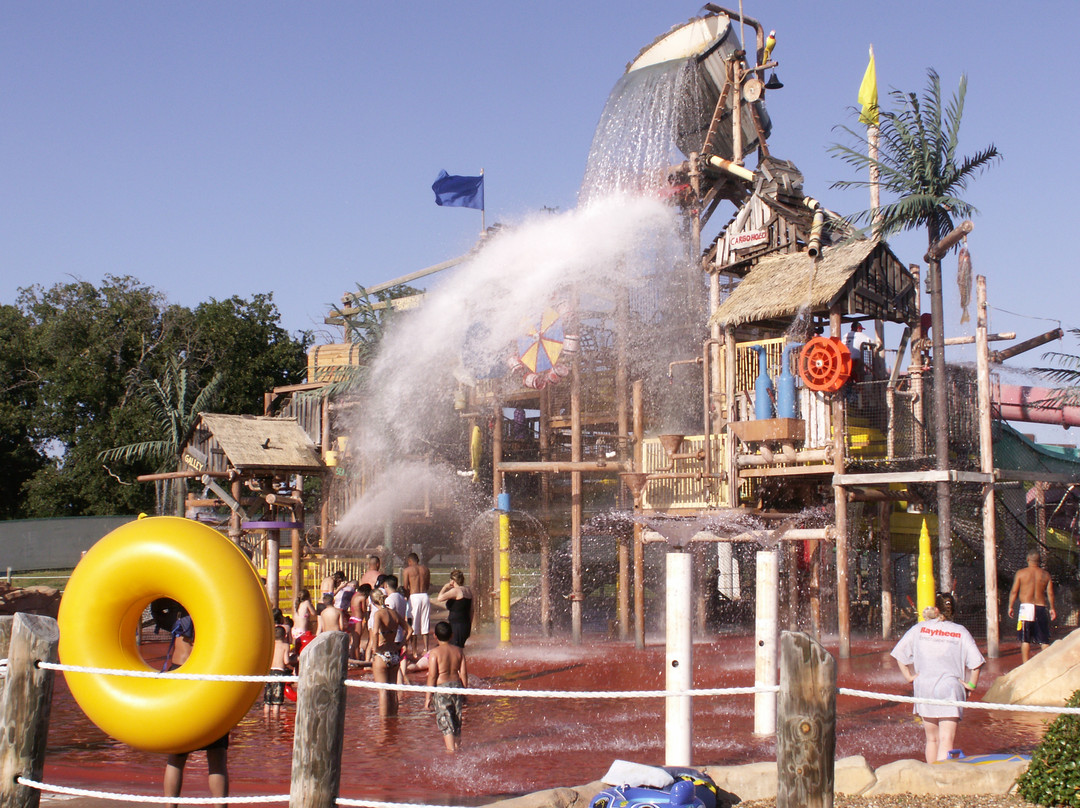 Six Flags Hurricane Harbor Arlington-阿灵顿必去景点