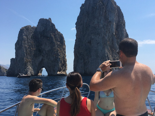 Nesea Capri-卡碧岛必去景点