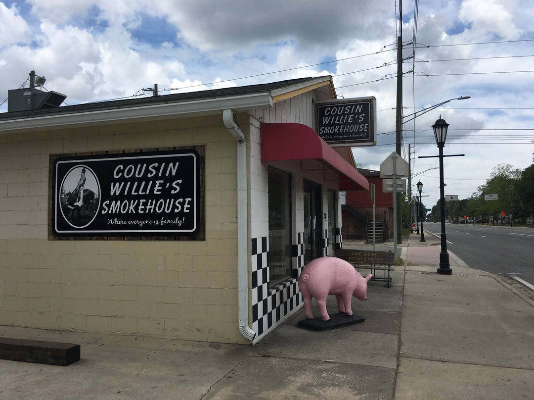 Baldwin餐馆和美食-Holy Smokes Bbq