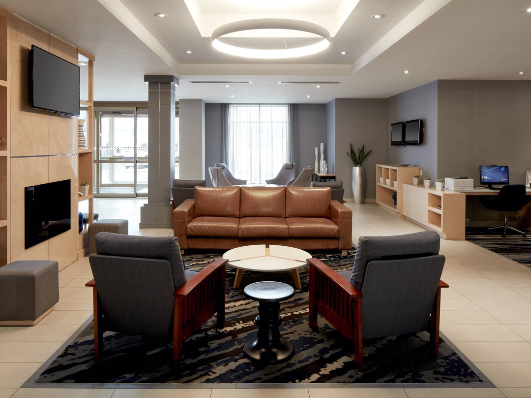 蒙特利尔机场 Fairfield Inn & Suites 酒店主图