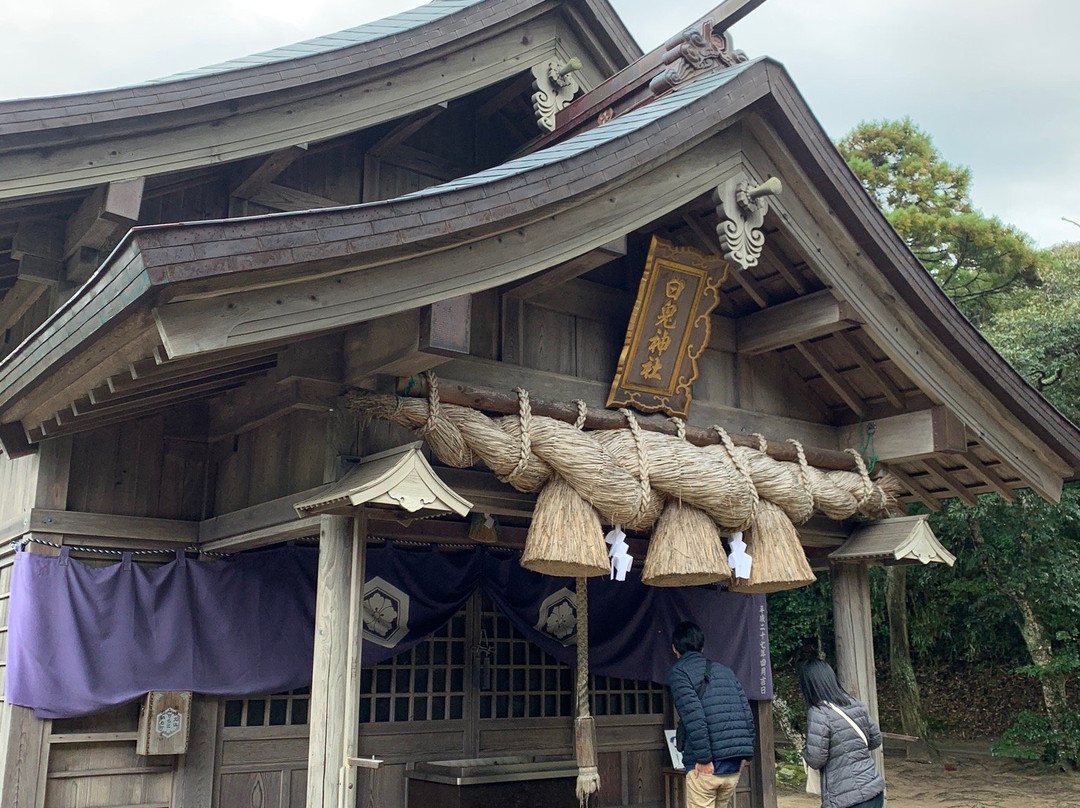 Hakuto Shrine景点图片