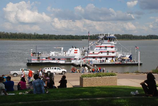Paducah Riverwalk-帕迪尤卡必去景点