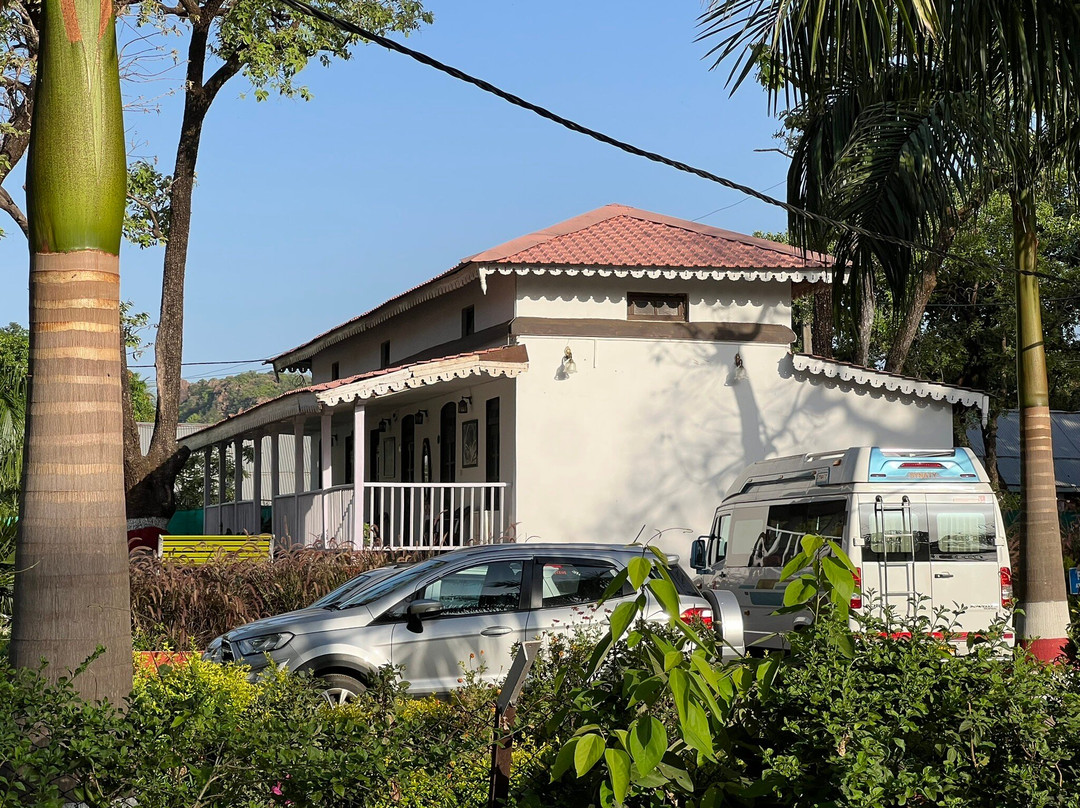 MPT Karnikar Bungalow, Pachmarhi主图