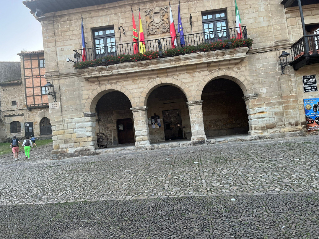 Ayuntamiento De Santillana Del Mar景点图片