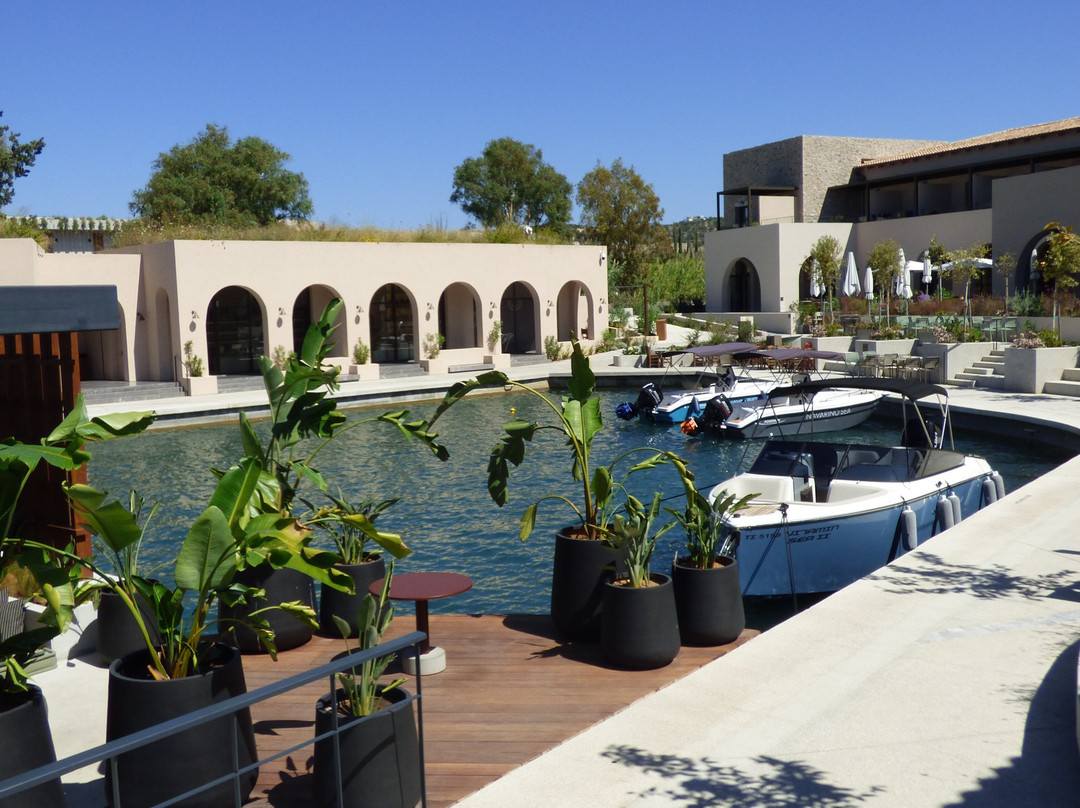 W Costa Navarino主图