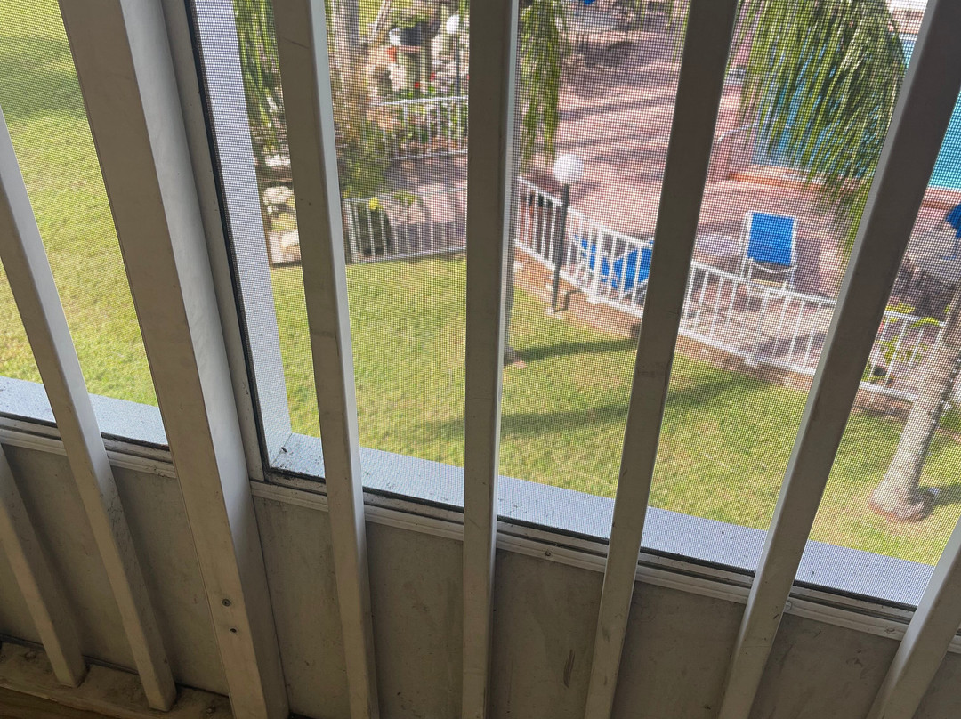 温特黑文罗伊湖海滩酒店主图