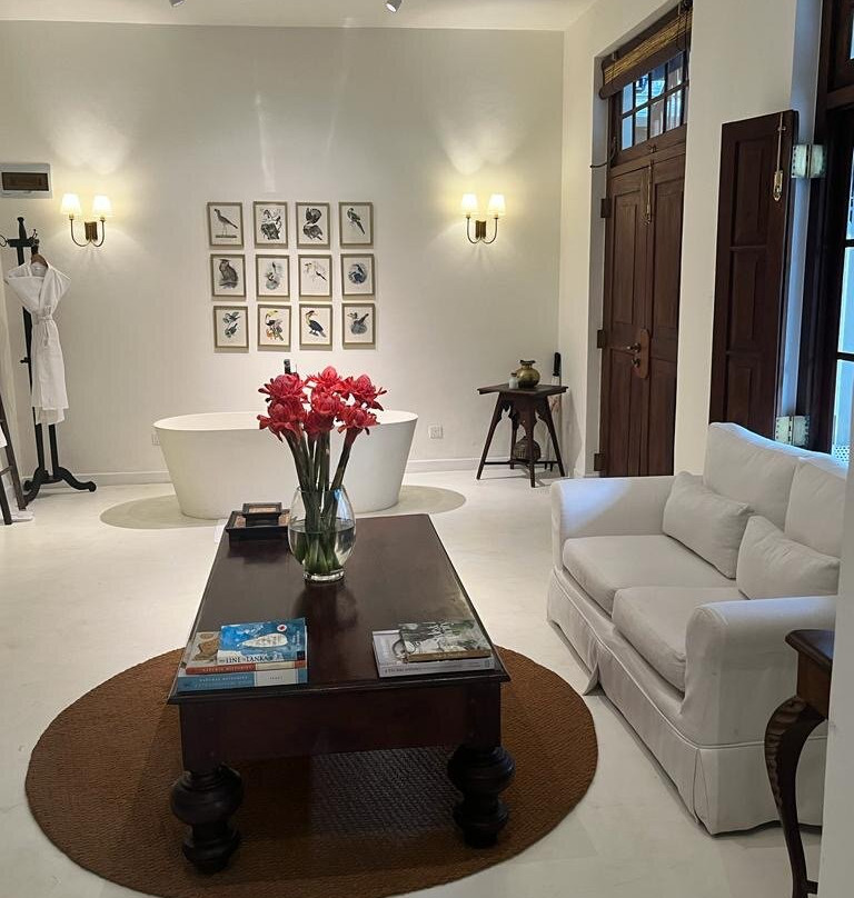 加勒堡酒店主图