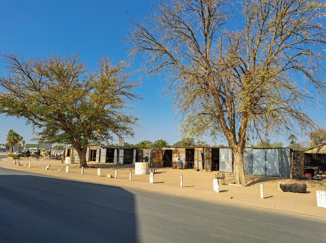 Okahandja Mbangura Woodcarvers Craft Market-Okahandja必去景点