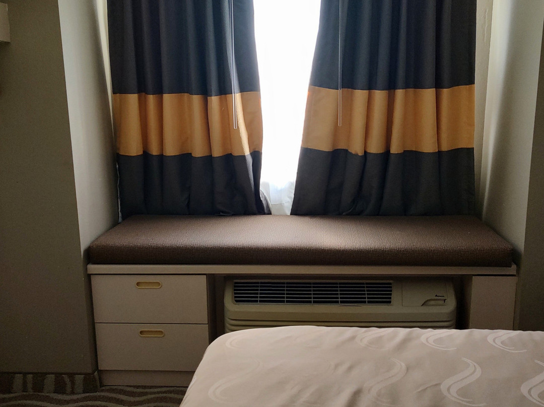 Quality Inn & Suites North Lima - Boardman主图