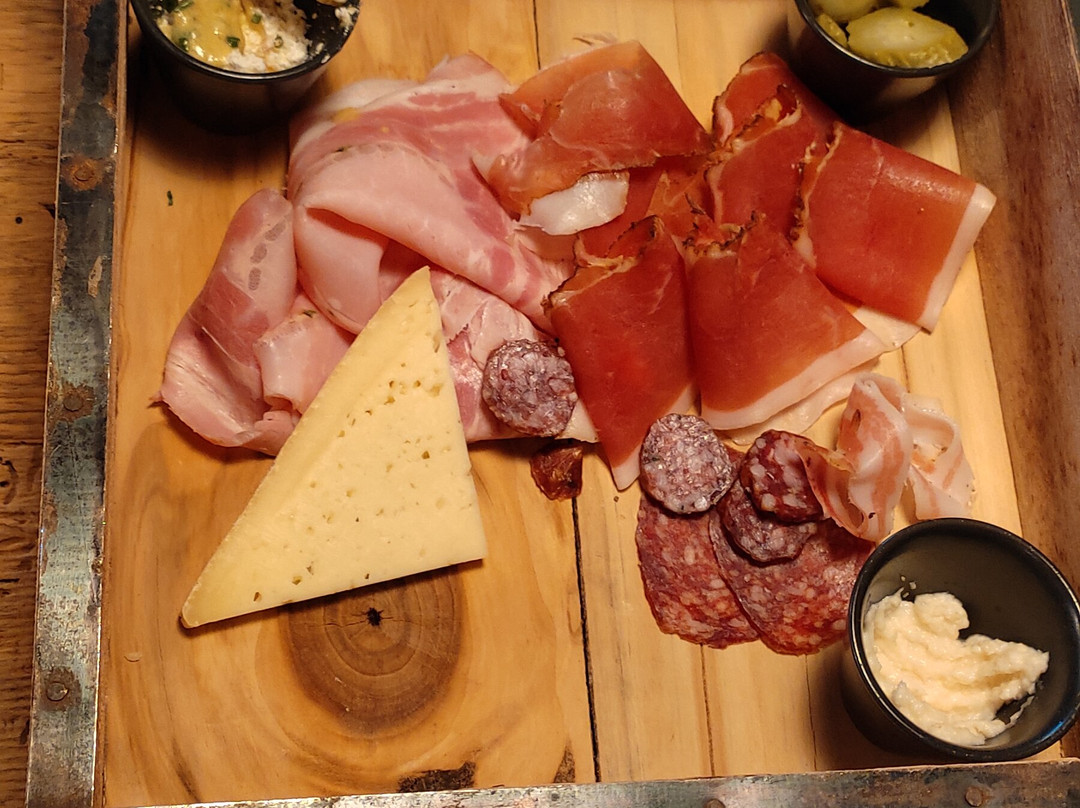 Zona Turistica Anterselva Alta酒店住宿-Enzianhutte Antholz