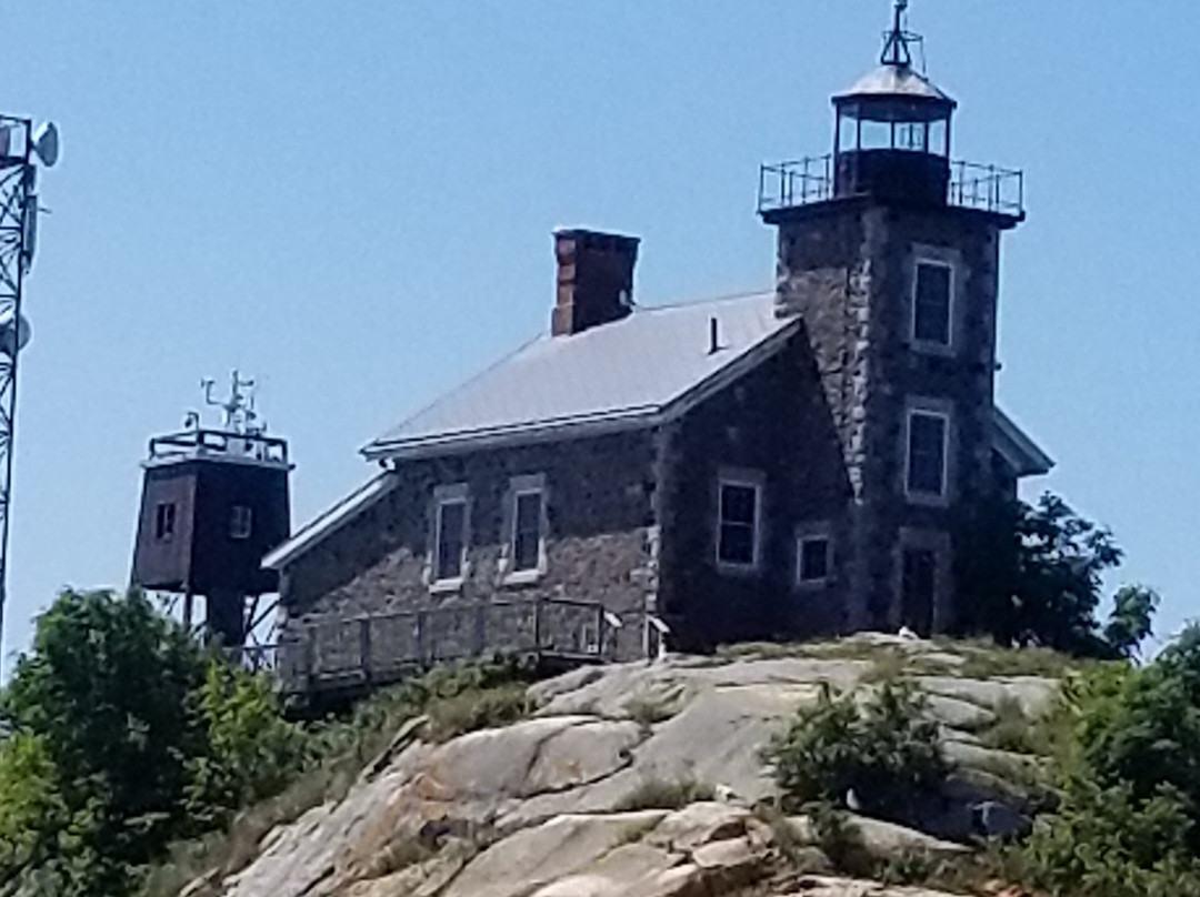 Sand Point Charters-Lac La Belle必去景点