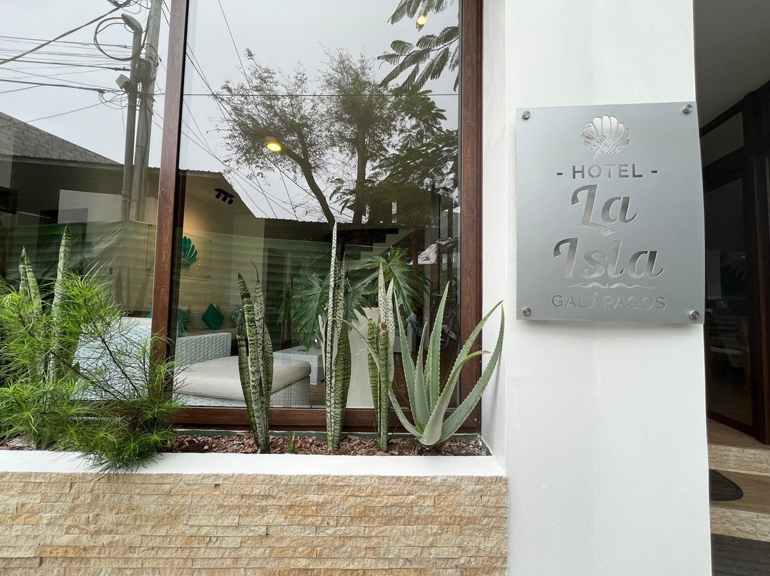 La Isla Hotel Galapagos