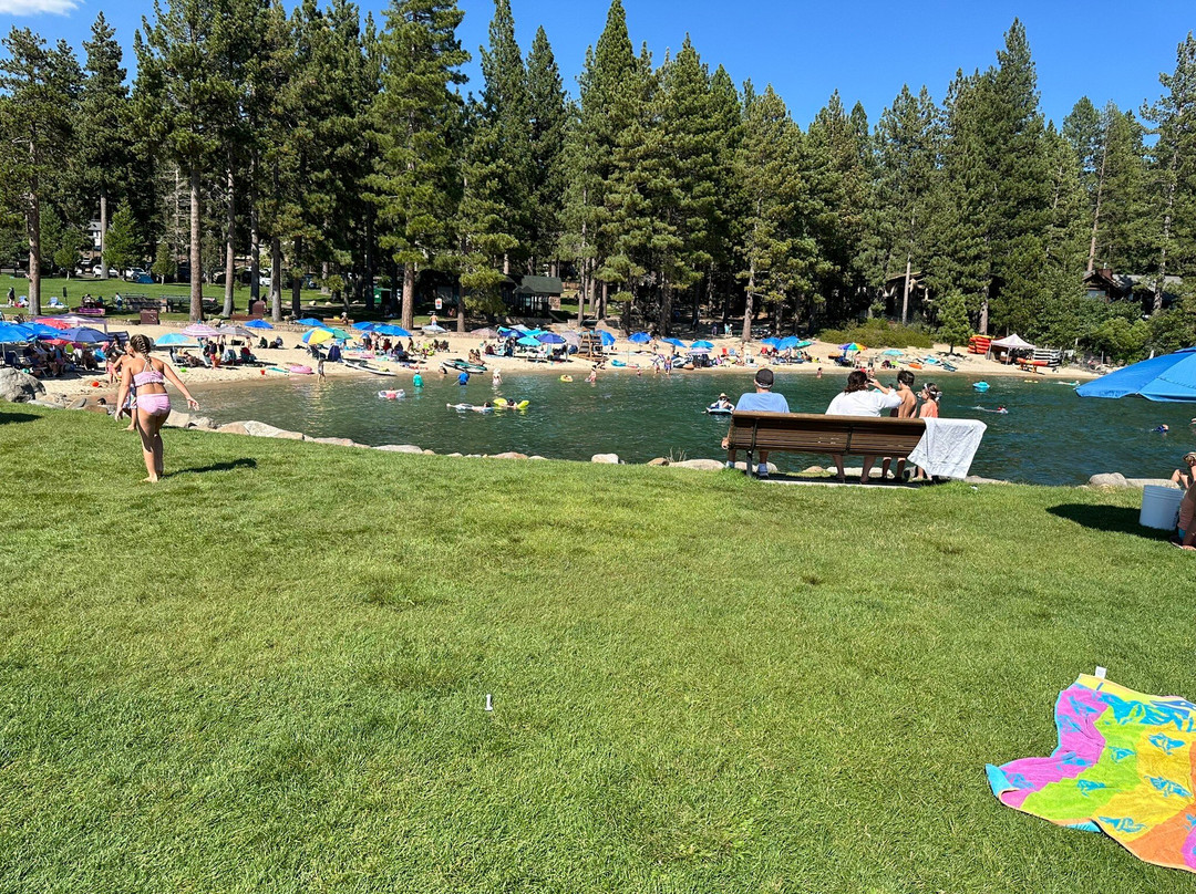 茵克莱公园酒店主图