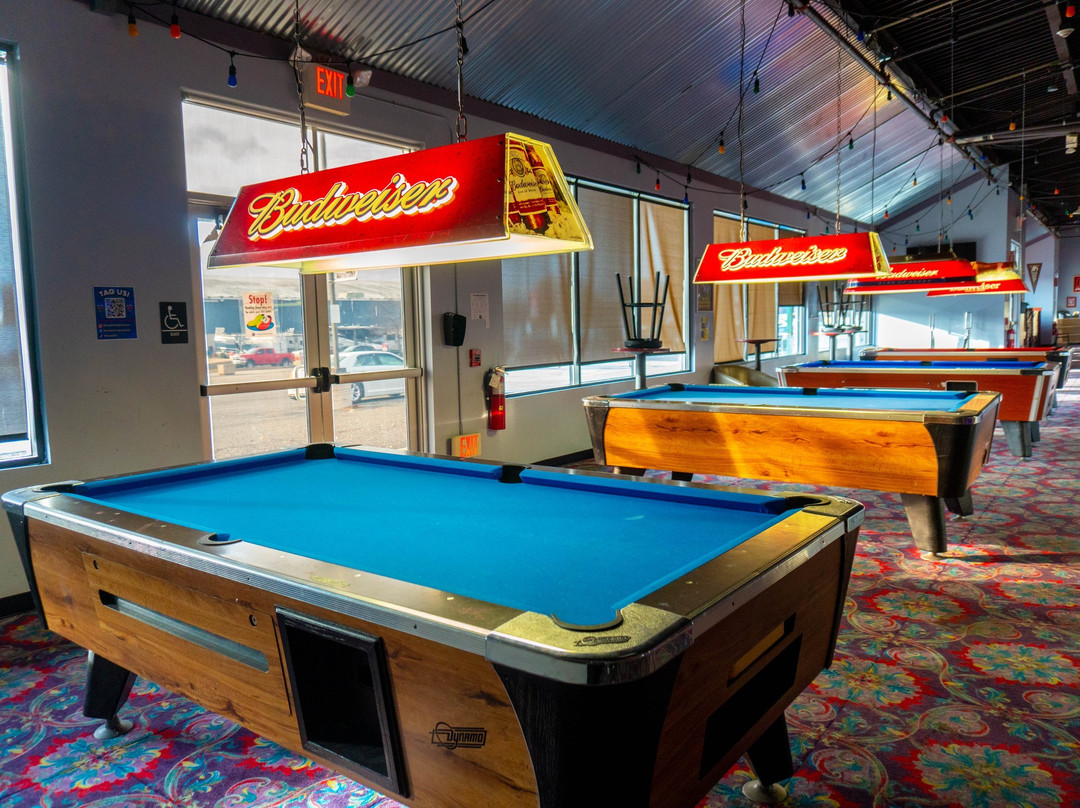 Arnold's Family Fun Center-Oaks必去景点