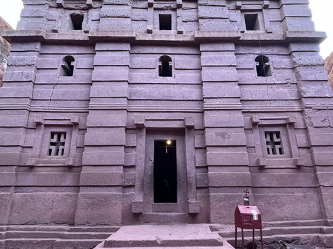 Spectacular Lalibela Tours & Cultural Experience-拉利贝拉必去景点