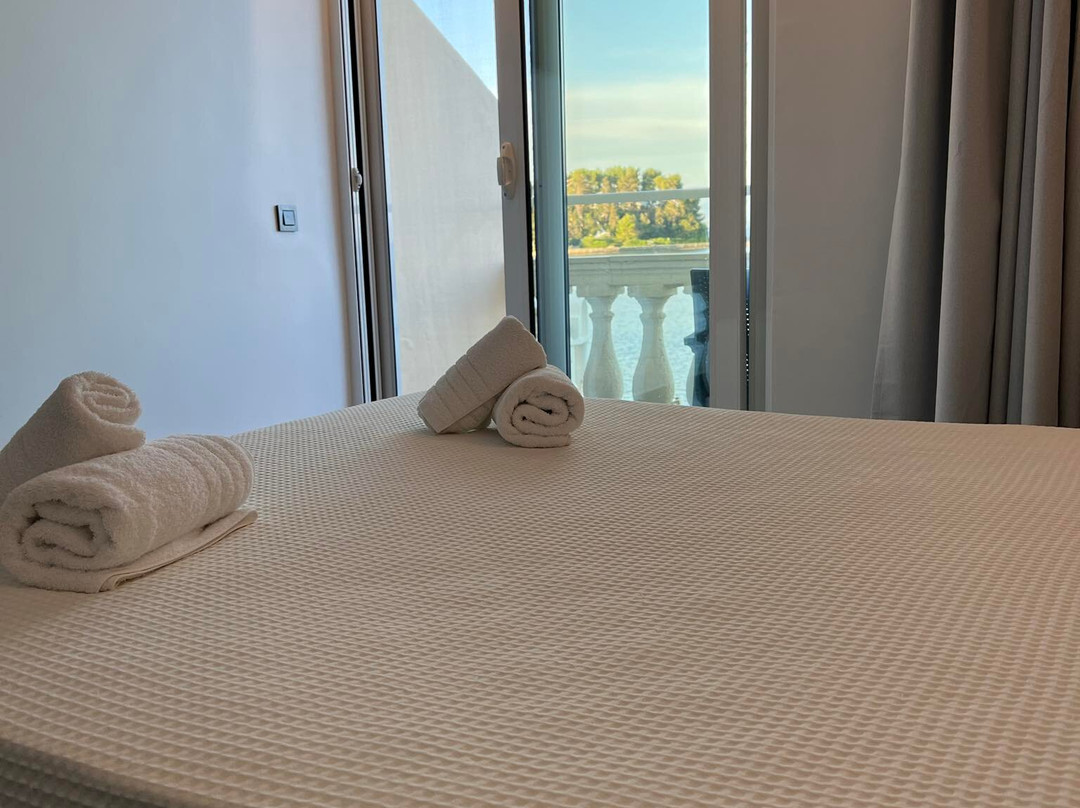 Pontikonisi Hotel & Suites主图