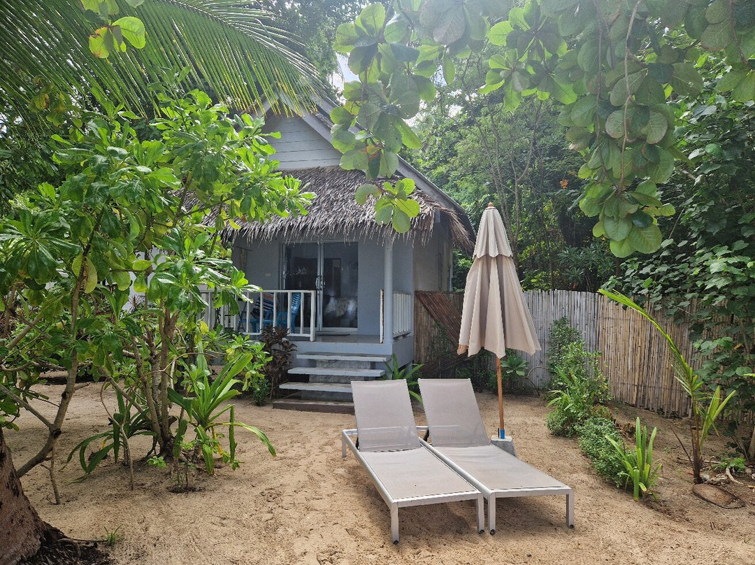 秘密海滩平房主图