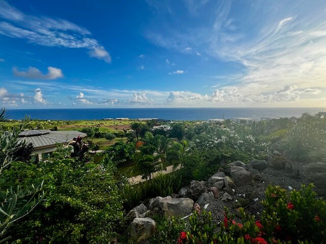 Golden Rock Dive And Nature Resort主图