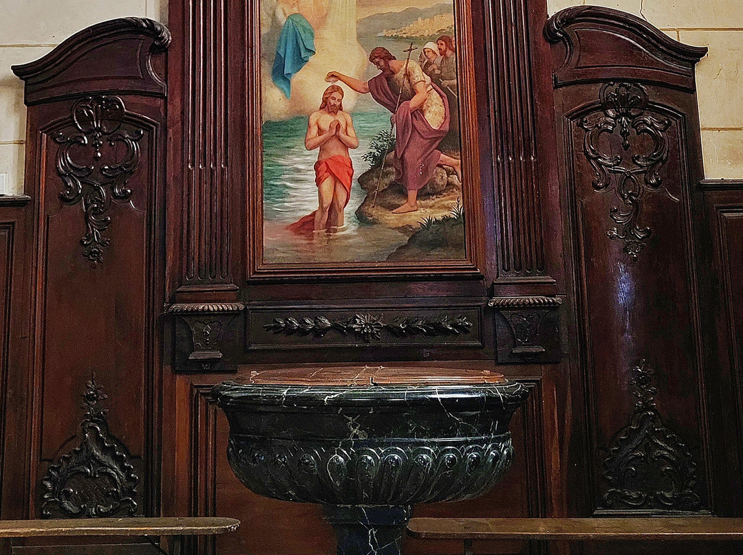 Eglise Saint-lubin De Brou-Brou必去景点