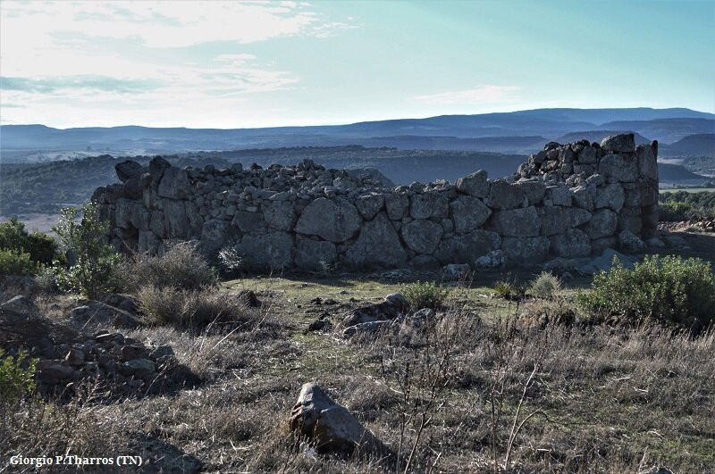 Complesso Megalitico di Monte Baranta-Olmedo必去景点