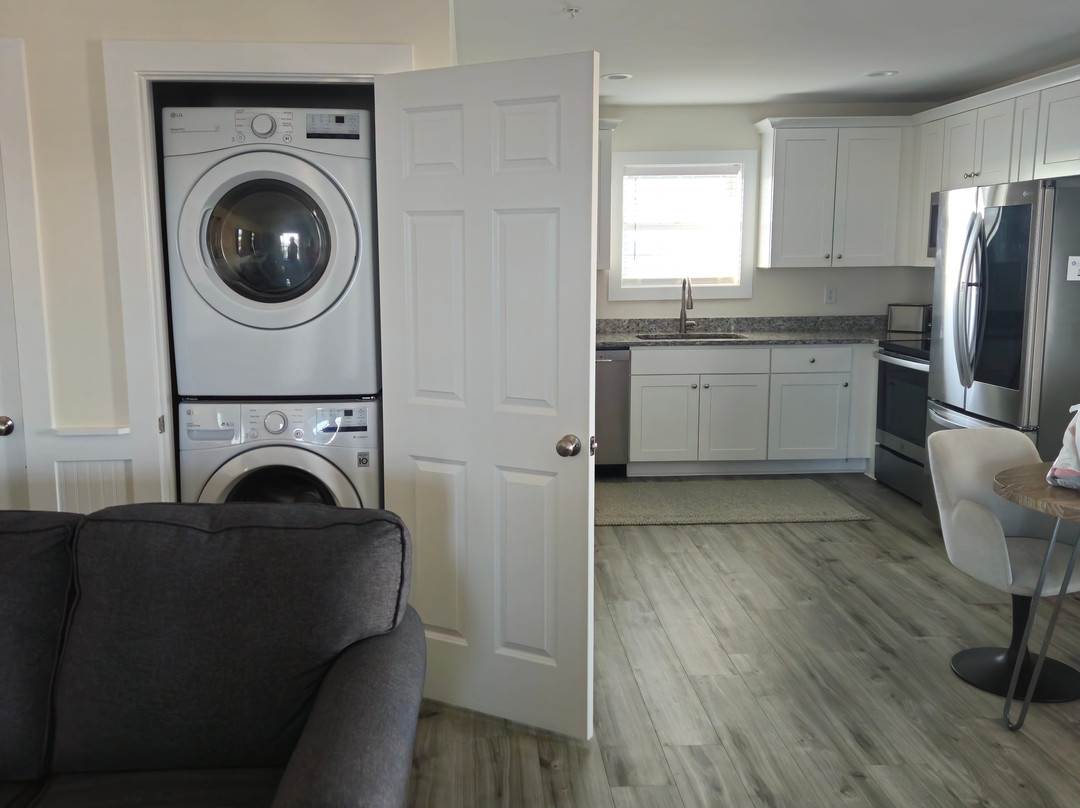 Saltwater Suites on Topsail Island主图