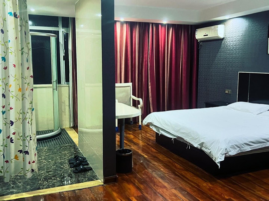 速8酒店东阳横店影视城店主图