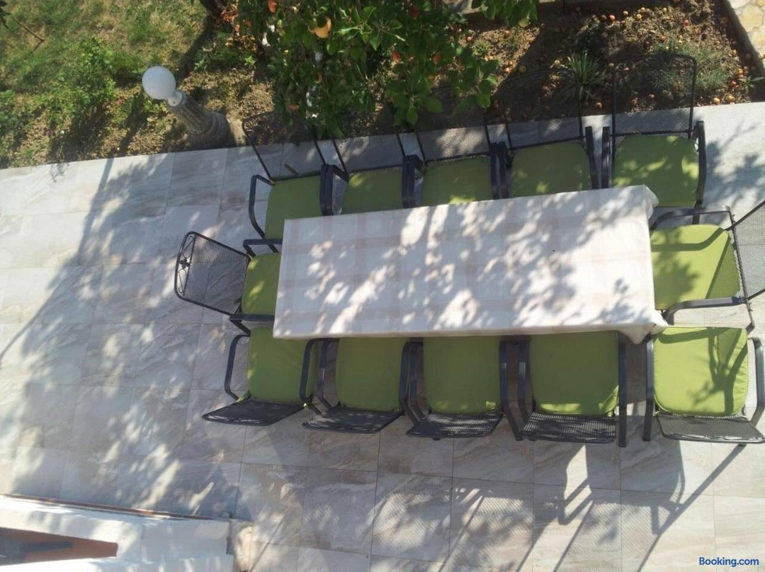 Apartments Mićo