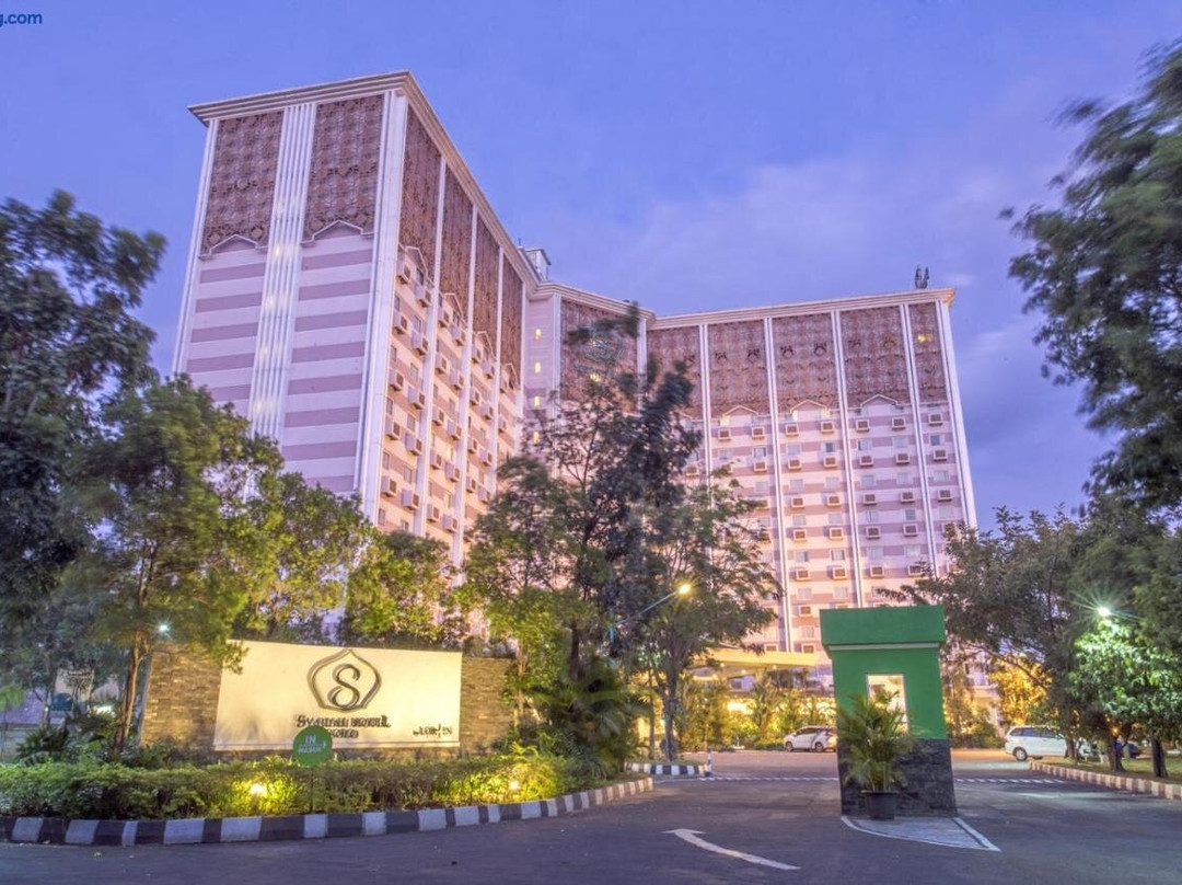 Lorin Syariah Solo Hotel