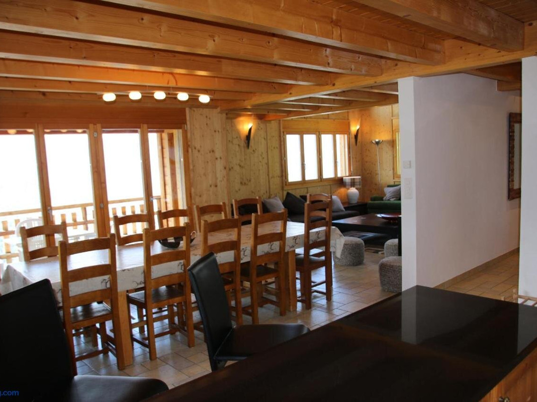 Tschoueilles Mountain & View - Chalets