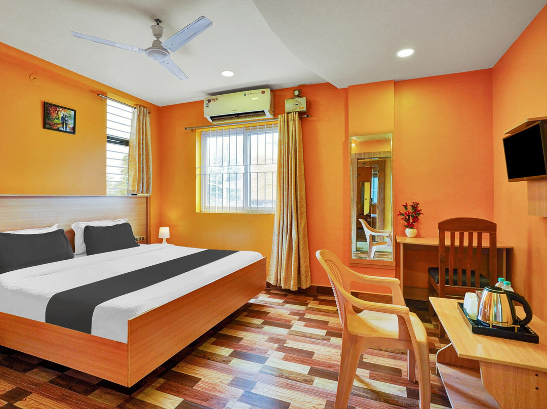 Super Collection O Kushal Nagar Near KSRTC Bus Stand formerly RR Residency