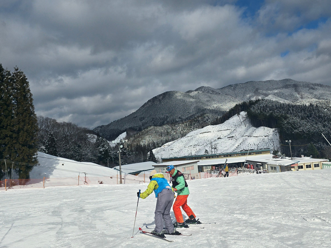 Ibukinosato Snow Resort-新见市必去景点