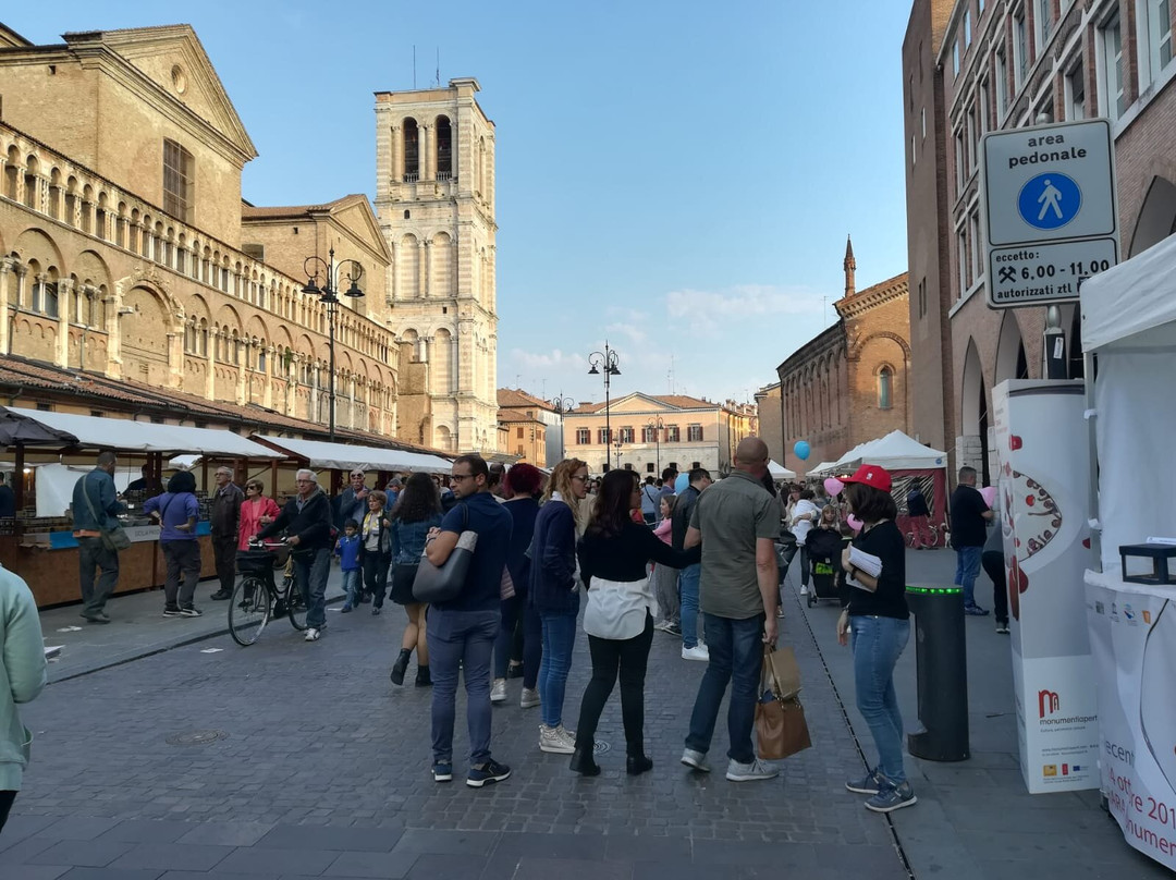 Piazza Trento e Trieste景点图片