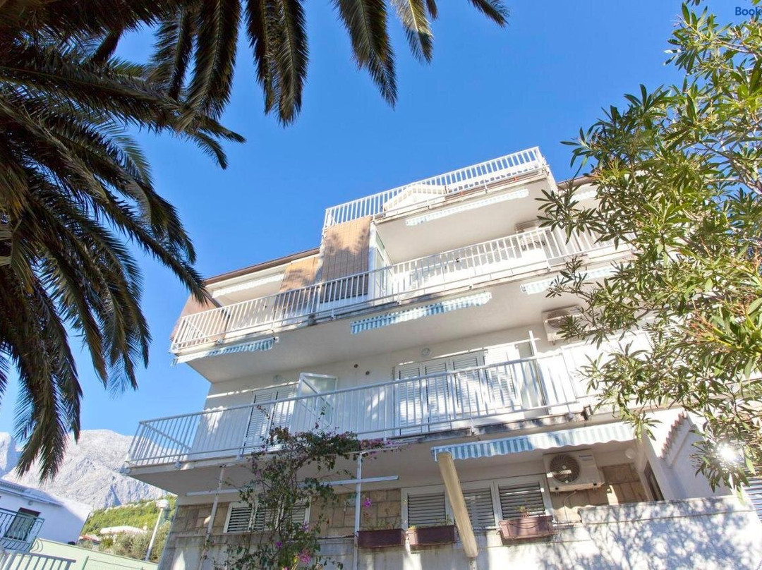 Apartments Marinko